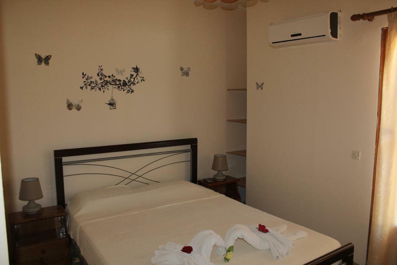 Istron Blue Apartment Luaran gambar